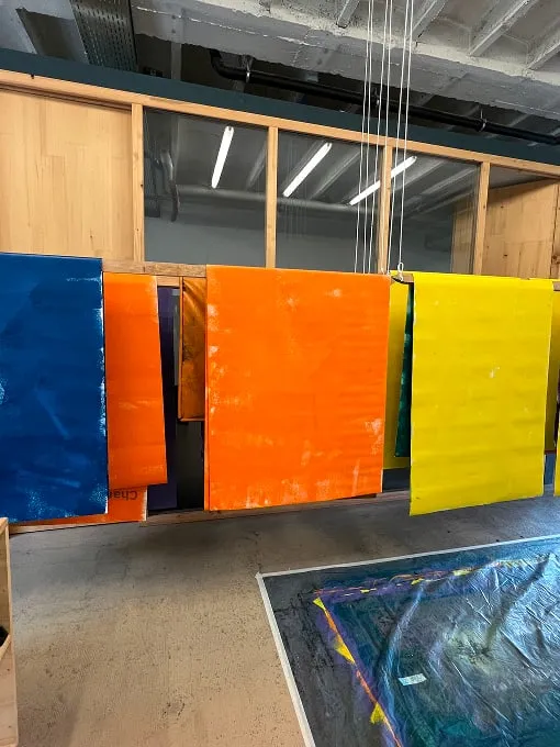 A room filled with lots of different colored walls