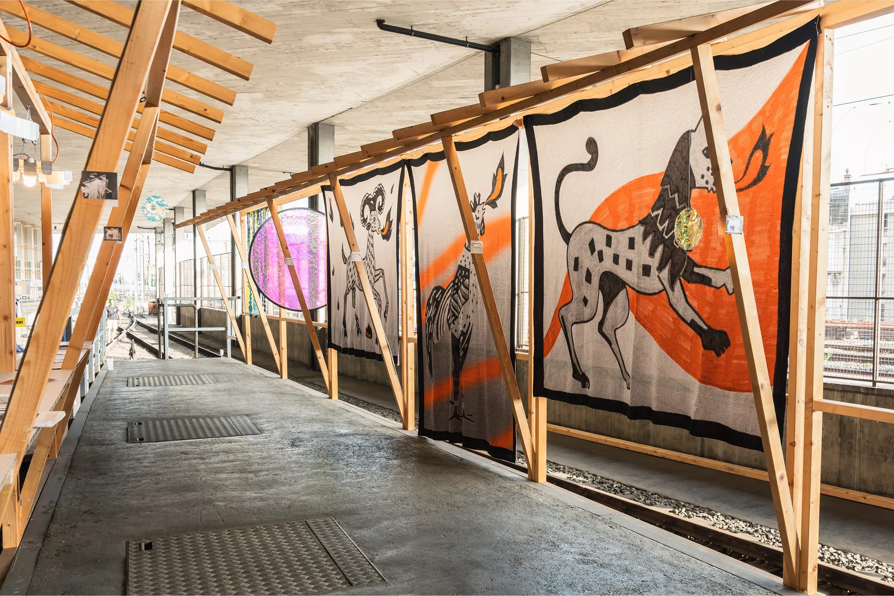 Exhibition next to the train tracks